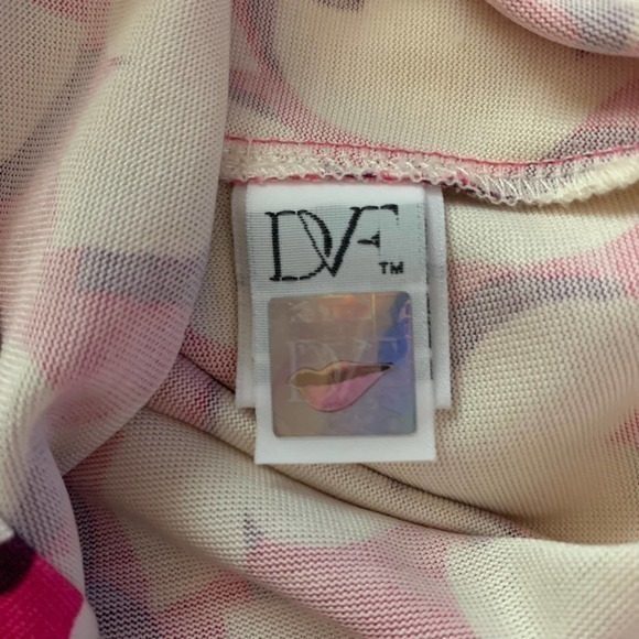 DIANE VON FURSTENBERG Reina Pink & White Silk Solei Geometric Print Dress - Picture 10 of 11